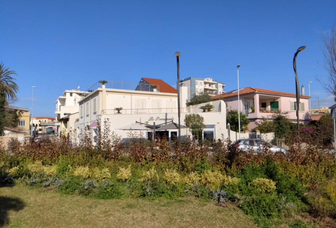 אולביה La Promenade Rooms & Suites מראה חיצוני תמונה